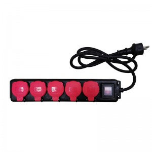 Base múltiple SIMON ANTIHUMEDAD 5 tomas con tapa 16A 250V roja IP54 con 1,5 metros de cable