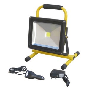 Foco led portátil AYERBE con batería recargable y sorporte 20W - 620345