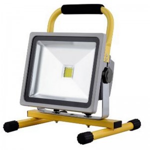 Foco proyector led AYERBE 50W con cable de 5 metros y sorporte - 620360